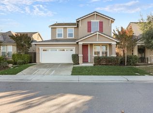 10046 Upshaw Way, Elk Grove, CA 95757