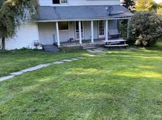 789 King Hill Rd, Starrucca, PA 18462