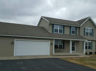 N8051 Nicky Ct, East Troy, WI 53120