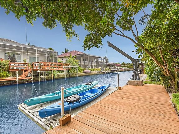 5th image of 27161 Driftwood Dr