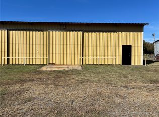 12031 Oktaha Rd, Oktaha, OK 74450