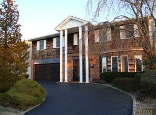 2648 Rachel St, Bellmore, NY 11710