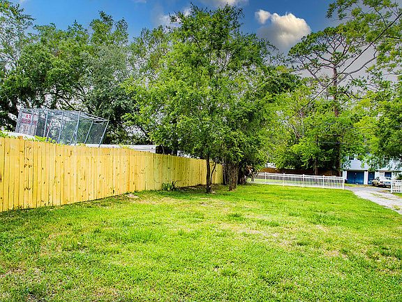 5th image of 3630 CYPRESS Street