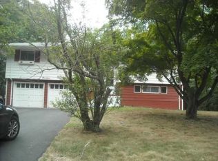 19 Mirror Lake Rd, Spring Valley, NY 10977