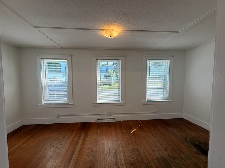 6 Green Ct — Photo 5