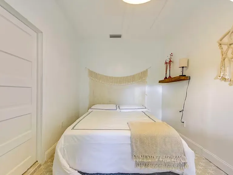 8505 N Lamar Ave — Photo 13