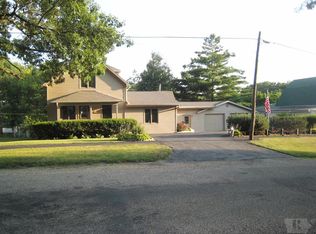 1230 Elm St, Hamilton, IL 62341