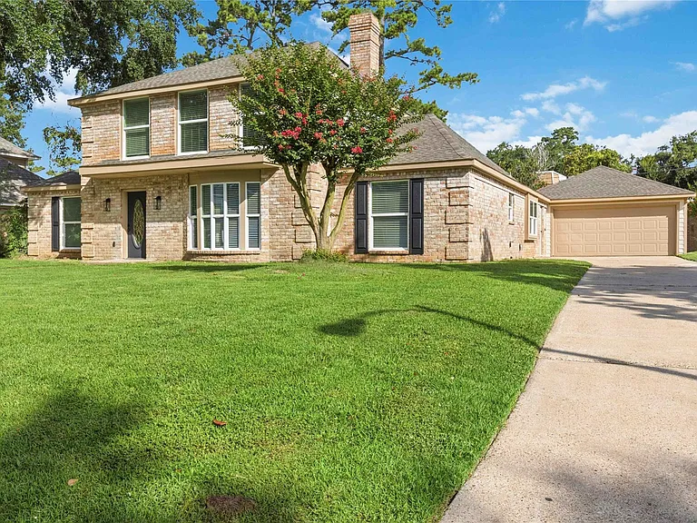 5702 Old Lodge Dr — Photo 2
