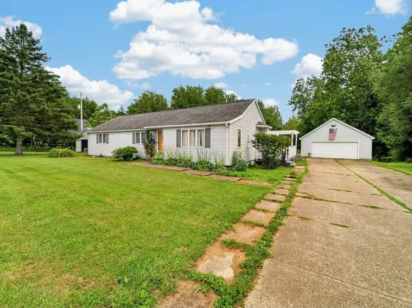 8543 Skinner Rd, Mc Kean, PA 16426
