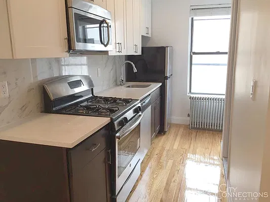 Rented by City Connections Realty | media 35