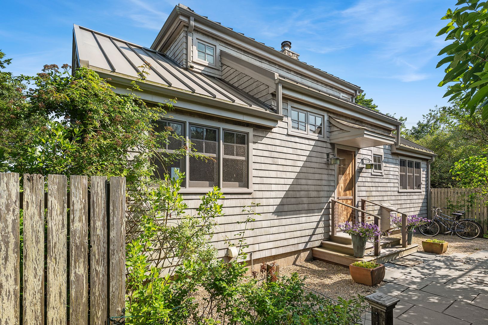  Nothing Better, Minutes to Town and the Beach