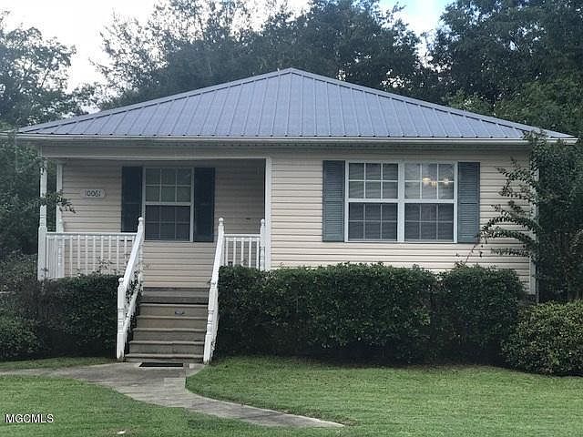 1st image of 10061 Fournier Ave