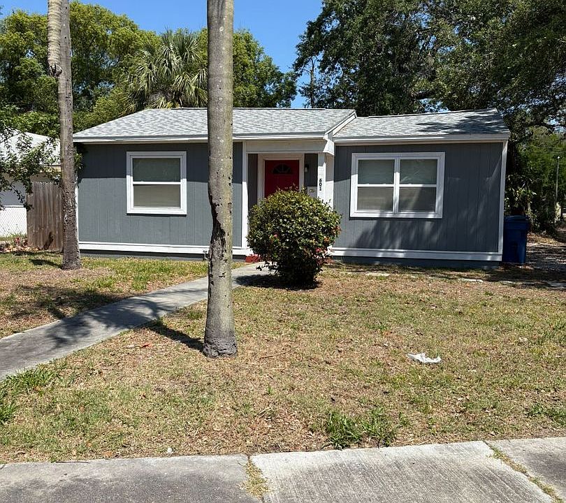 1st image of 601 Newton Ave S