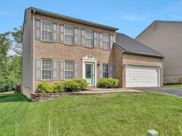 6932 Linn Dr, Roanoke, VA 24019