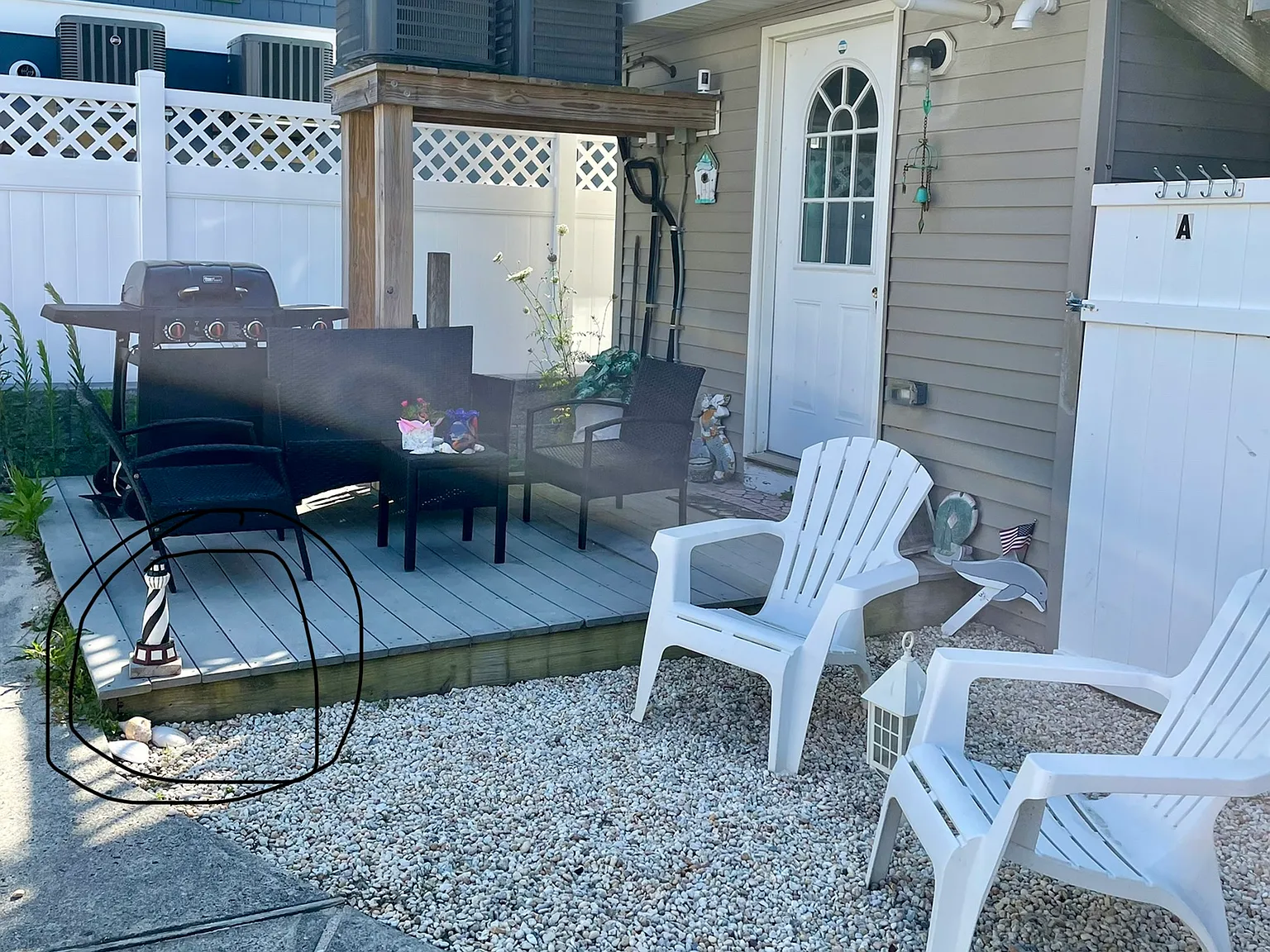 3 bed, 1100 sqft, $2,200 — Photo 2