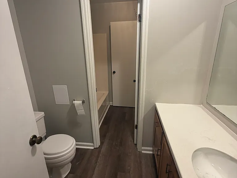 425 Admirals Walk Dr — Photo 13