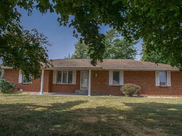 1130 N County Road 350 E, Tuscola, IL 61953