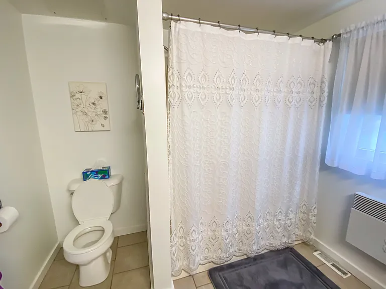 210 Mount Vernon Ave #1 — Photo 11