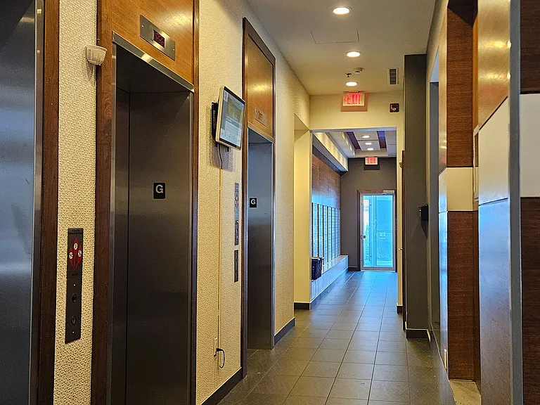 70 Town Centre Ct #711 — Photo 3