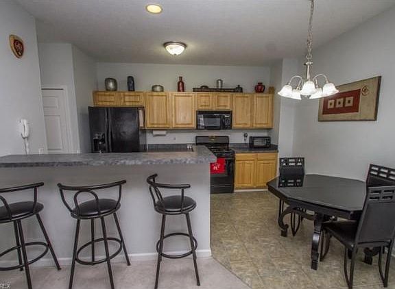 5th image of 1214 E Chapman Ln #6