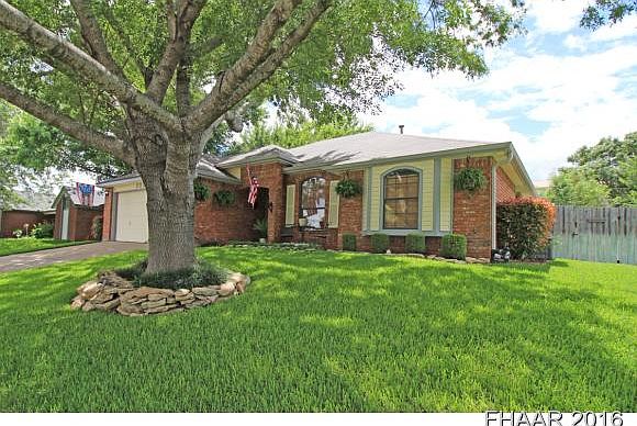 2nd image of 205 Eichelberger Dr