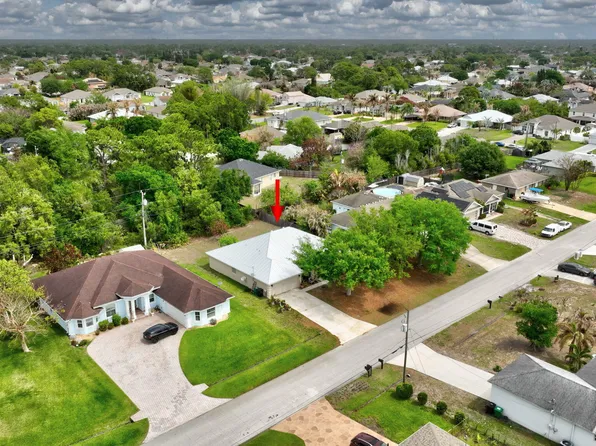 1525 SW Falmouth Avenue, Port St Lucie, FL 34953