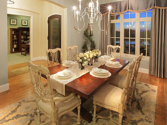 The Julian Dining Room