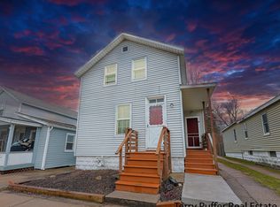 418 Jackson St, Grand Haven, MI 49417