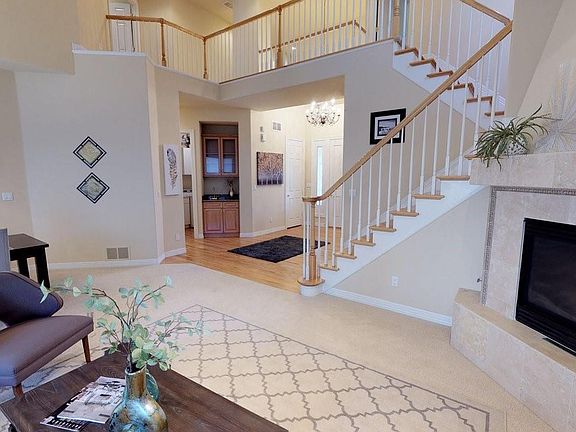 5th image of 3070 E Cherry Creek South Dr Unit B
