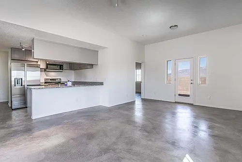 NEW Top End Townhomes with Amazing Views Photo 1