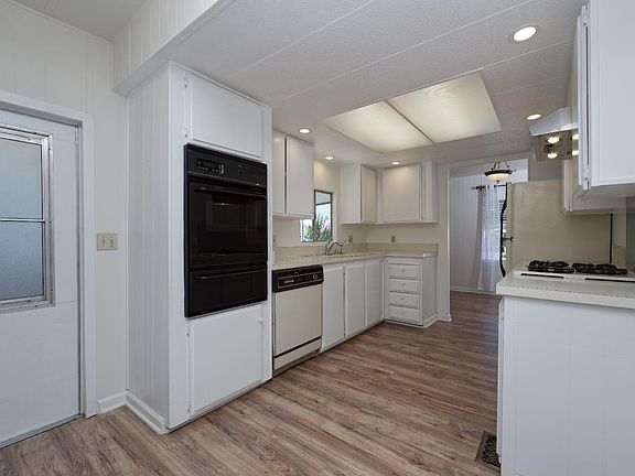4th image of 1225 Vienna Dr Spc 162
