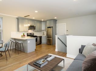 1945 N Winchester Ave APT CH1, Chicago, IL 60622