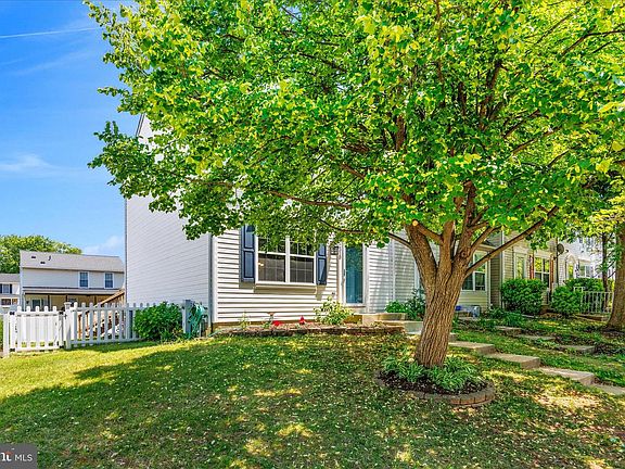 2nd image of 2315 Bluegrass Heights Ct