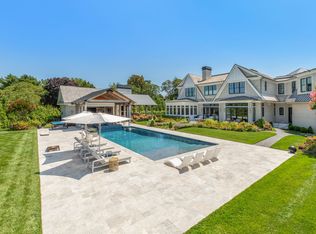 945 N Sea Mecox Rd, Water Mill, NY 11976