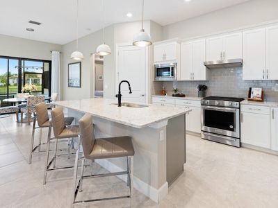 579 SE Villandry Way, Port Saint Lucie, FL, 34984