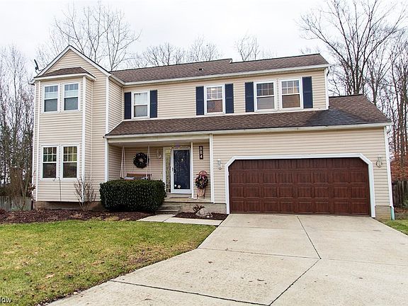 2nd image of 884 Cornell Ct