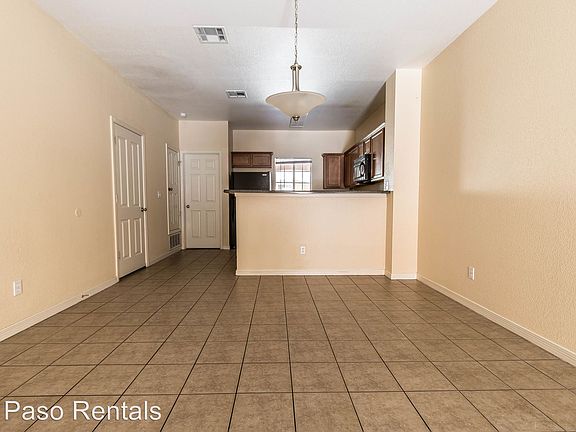 4th image of 3150 N Yarbrough Dr
