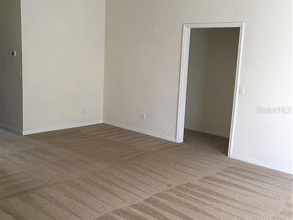 5th image of 210 Citrus Landing Dr