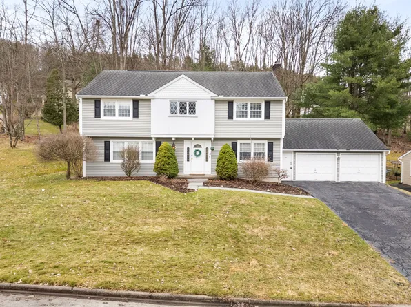 3108 Sarasota Ave, Vestal, NY 13850