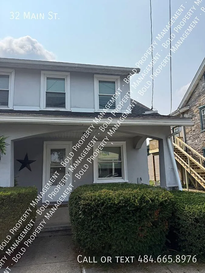 Newmanstown 3 bedroom 1.5 bath — Photo 1