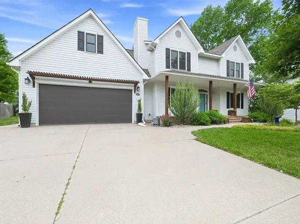1603 N Woodridge Ct, Wichita, KS 67206