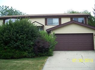 7529 W Woodlawn Dr, Frankfort, IL 60423