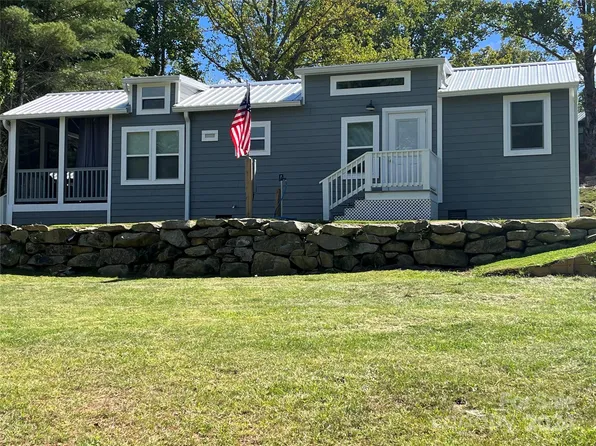 115 Mountain Breeze Rdg, Scaly Mountain, NC 28775