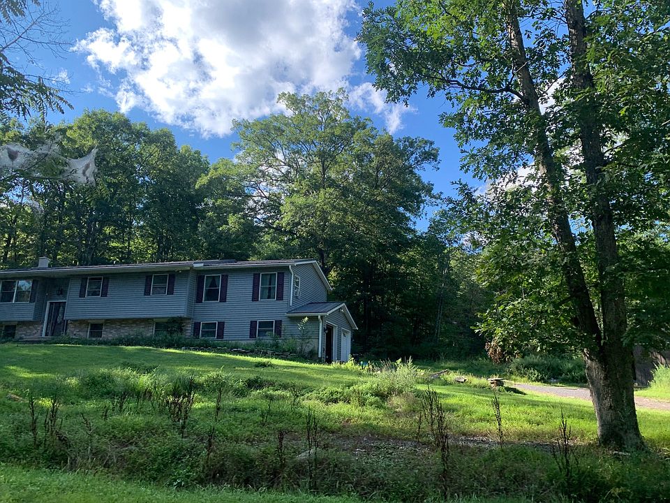 279 Clarks Rd, Cresco, PA 18326 Zillow