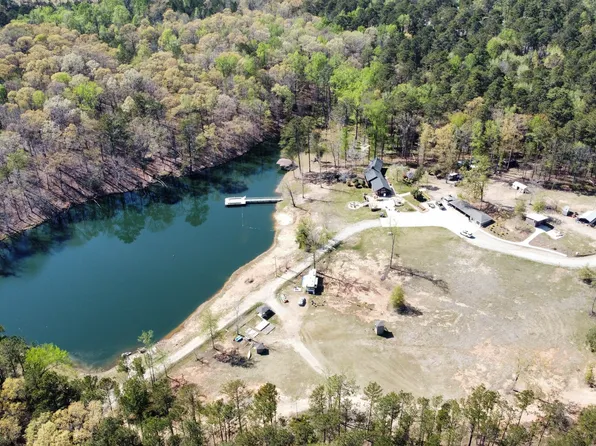 6591 Thomaston Rd, Macon, GA 31220