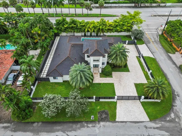 12250 SW 103rd Ter, Miami, FL 33186