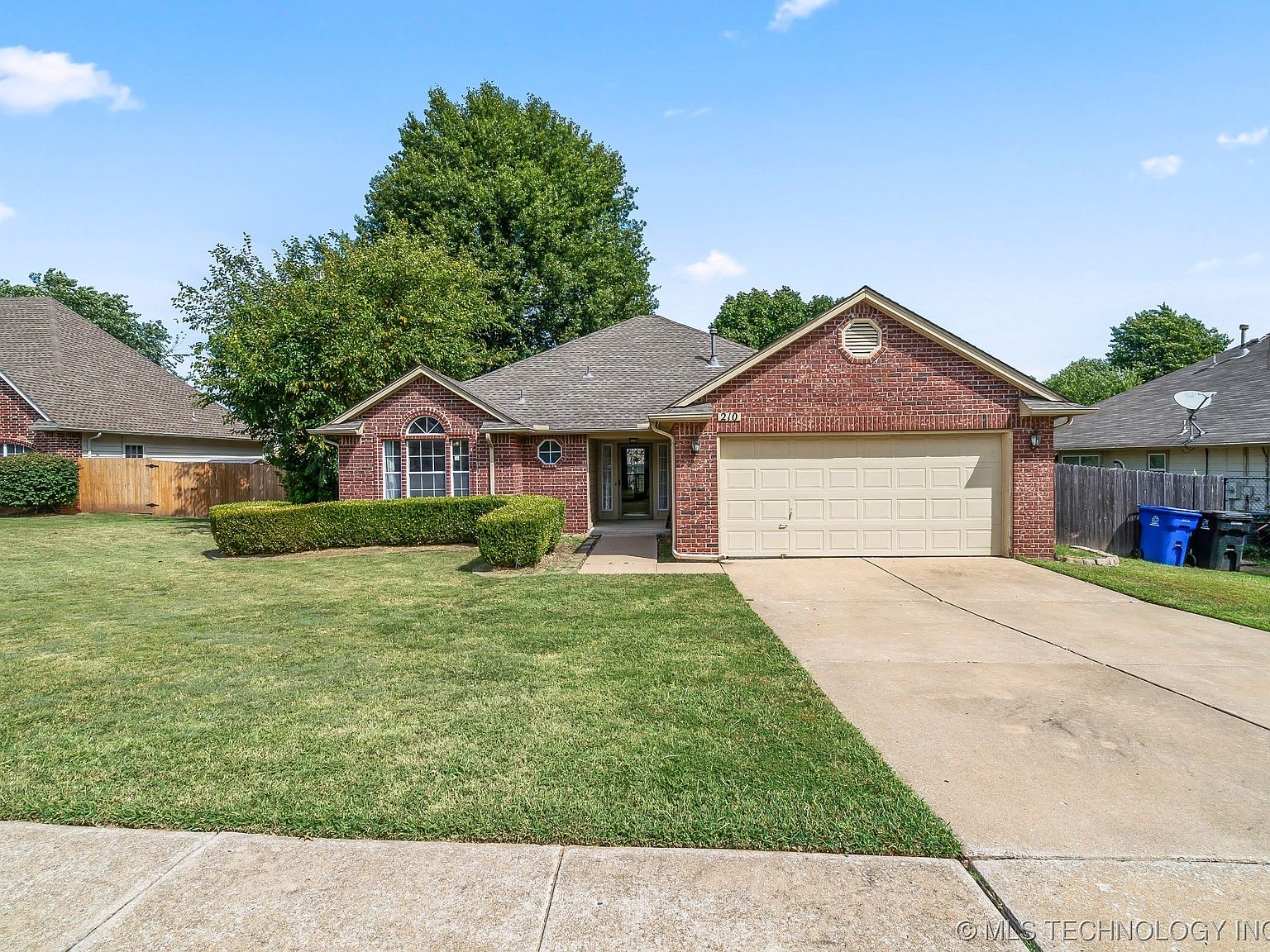 210 W Durham Pl, Broken Arrow, OK 74011 Zillow