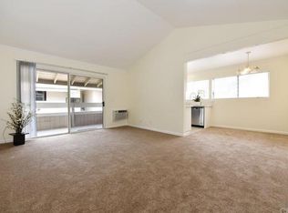 302 Streamwood, Irvine, CA 92620