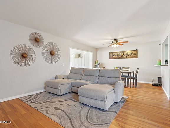 4th image of 4905 W GELDING Drive