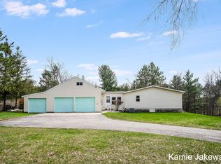 1720 W Fenwick Rd, Fenwick, MI 48834